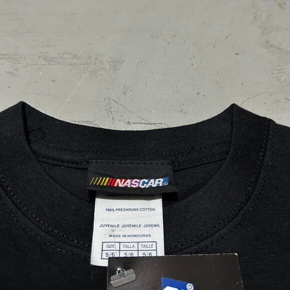 **New with Tags Vintage 2009 Jimmie Johnson  Lowe's Sprint Cup Schedule T-Shirt* - Picture 4 of 4